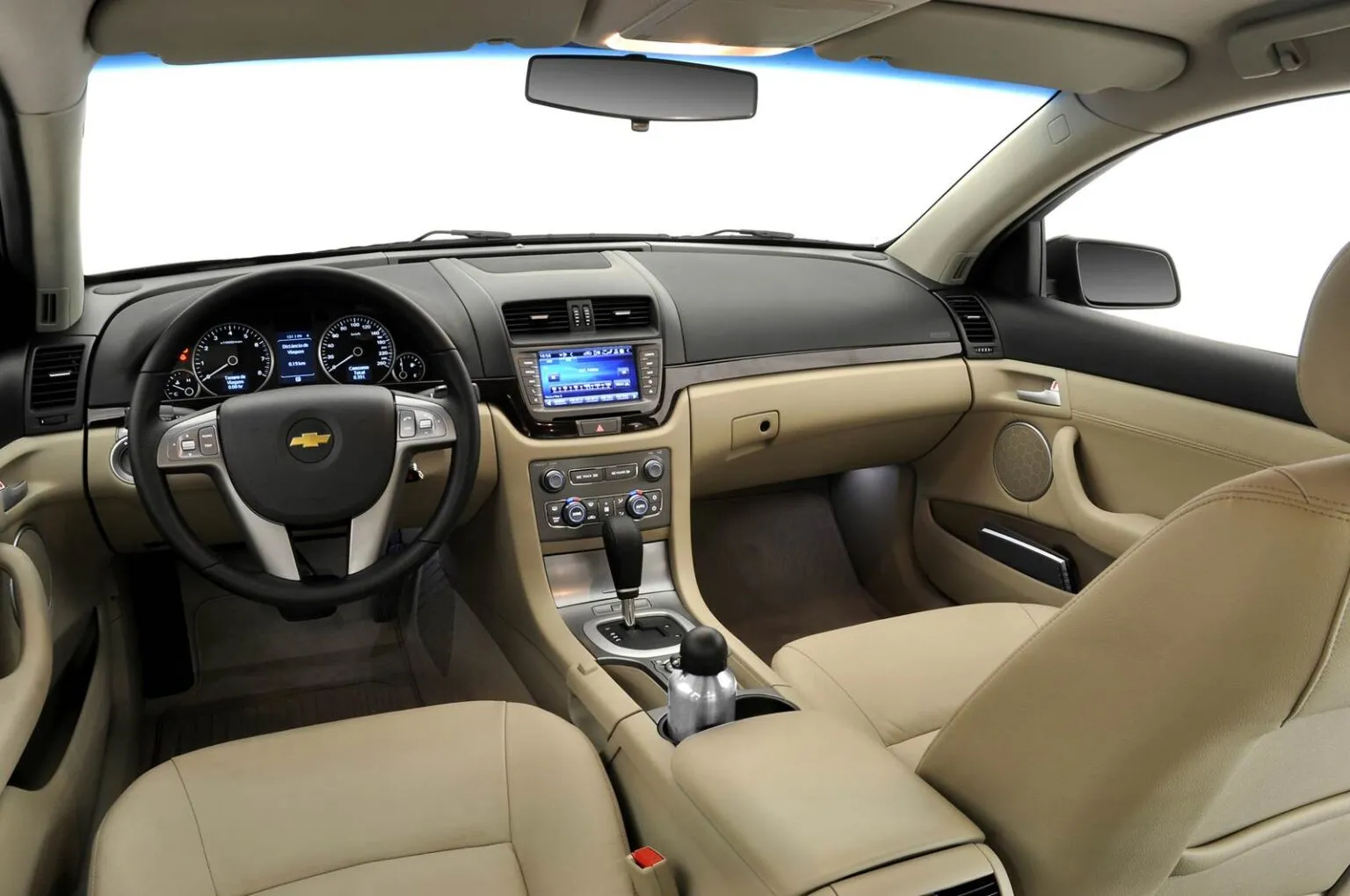 Interior do Chevrolet Omega Fittipaldi